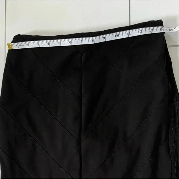 🏠 White House Black Market/ Instantly Slimming/ Black Midi skirt/  Size US 4 - Picture 12 of 12